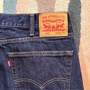 Levi’s Men’s 505 Jeans sz 38x32